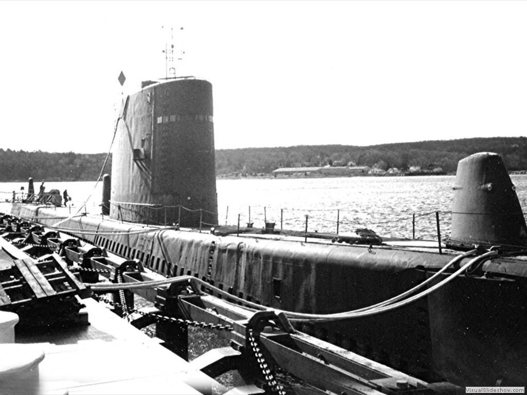 USS Salmon (SS-573)-2