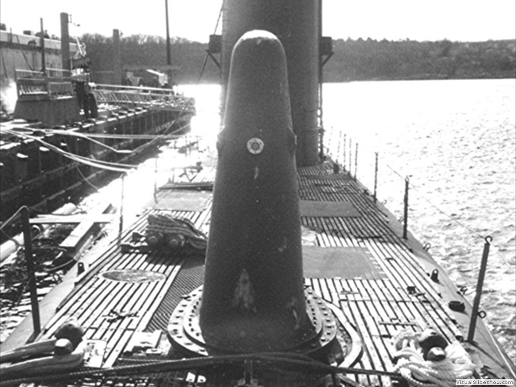 USS Salmon (SS-573)-3